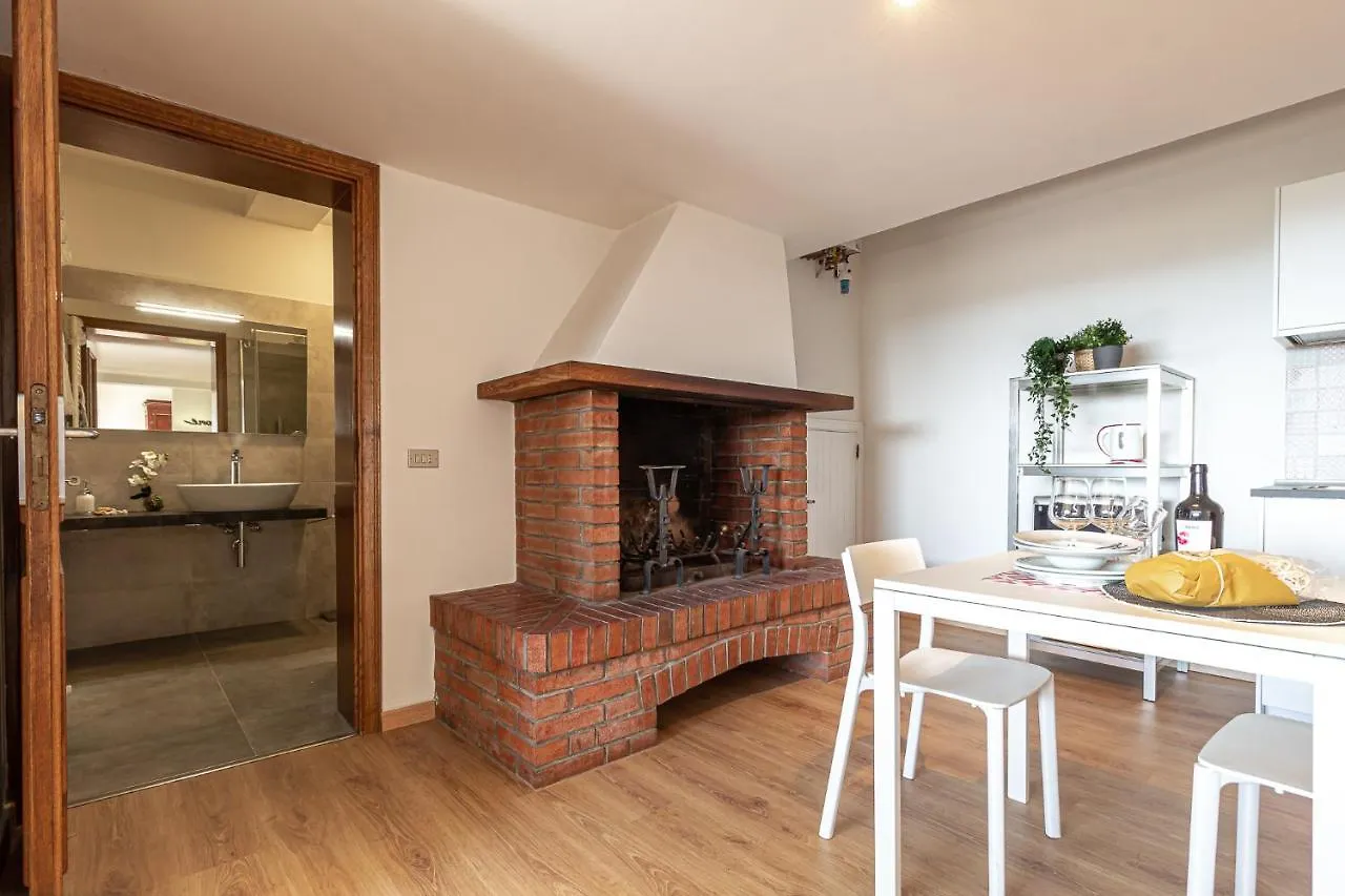 Spacious Apartment With Garden & Air Conditioning - La Grande Finestra Chiusi 0*,  Italy
